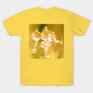 golden alien dogu the darkstalker T-Shirt